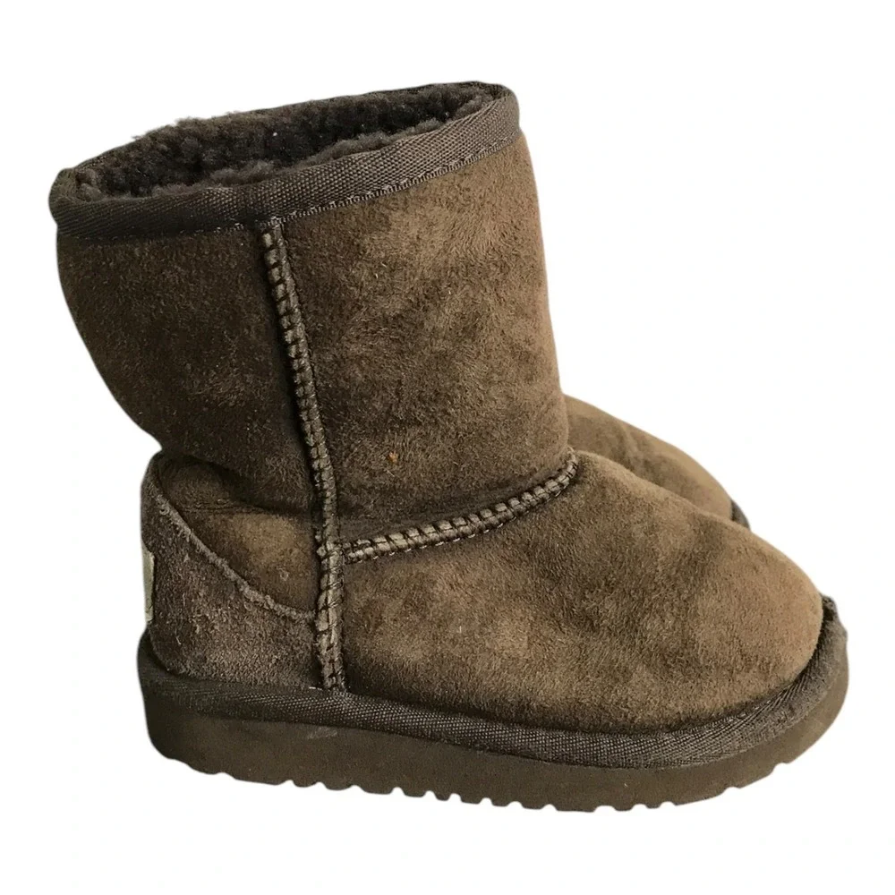 UGG Australia Boots Girls US9 Dark Brown Leather‎ Suede Sheepskin Pull-On